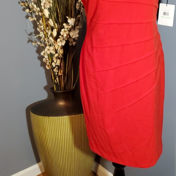 Calvin Klein Dress  Size 8P NWT - Picture 3 of 13